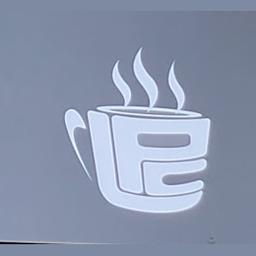 Le Petit Café
